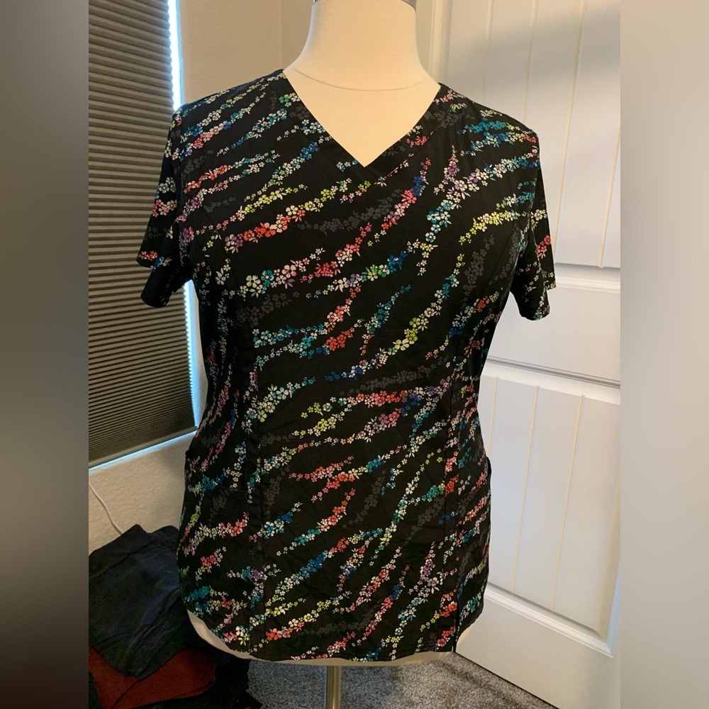 SC-41 Dickies Black and Floral Scrub Top